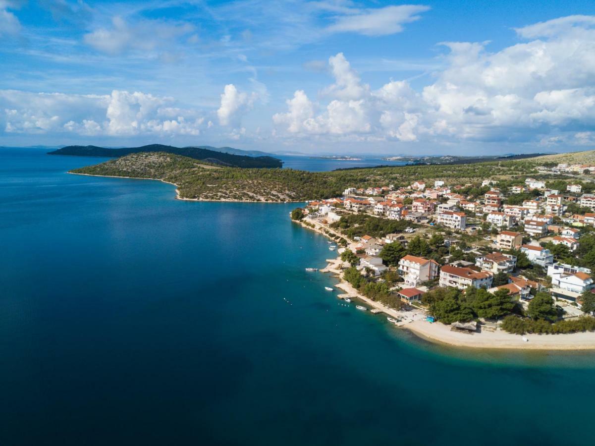 Cozy Apartment Stana In Grebastica Sibenik Exterior photo