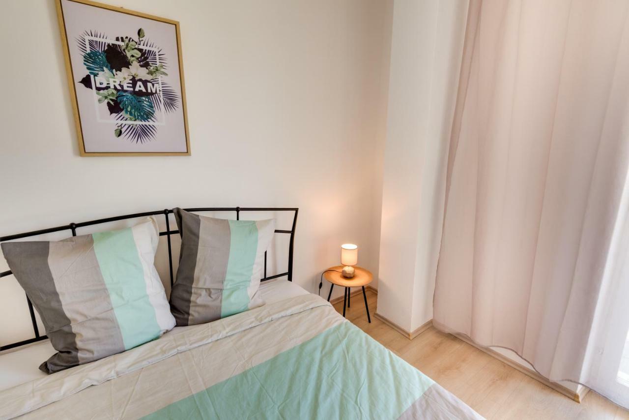 Cozy Apartment Stana In Grebastica Sibenik Exterior photo