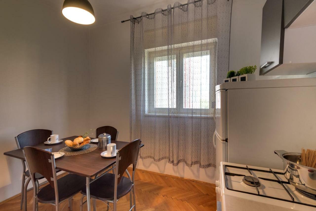 Cozy Apartment Stana In Grebastica Sibenik Exterior photo